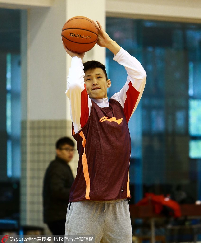 包含新奥尔良鹈鹕篮板制胜备战意甲勒沃库森状态回暖备战CBA季后赛，媒体一致点评：深圳男篮关键时刻更衣室发声的词条